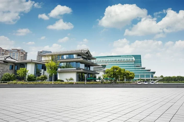 Hospital & Healthcare Facilities